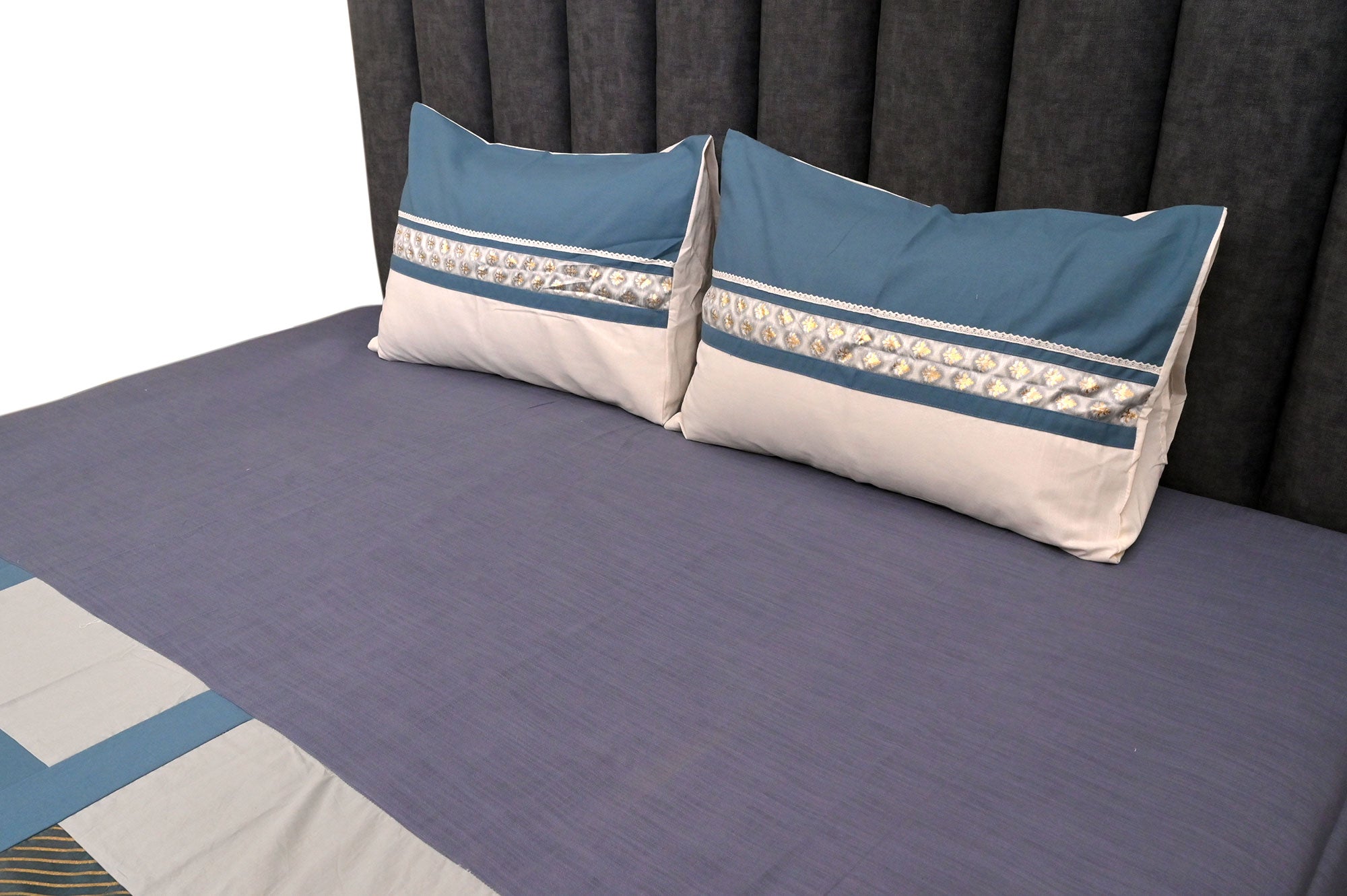 Blue Mosaic Patchwork Bed Ensemble