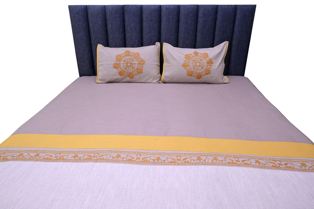 Purple Blossom Elegance Bed Ensemble