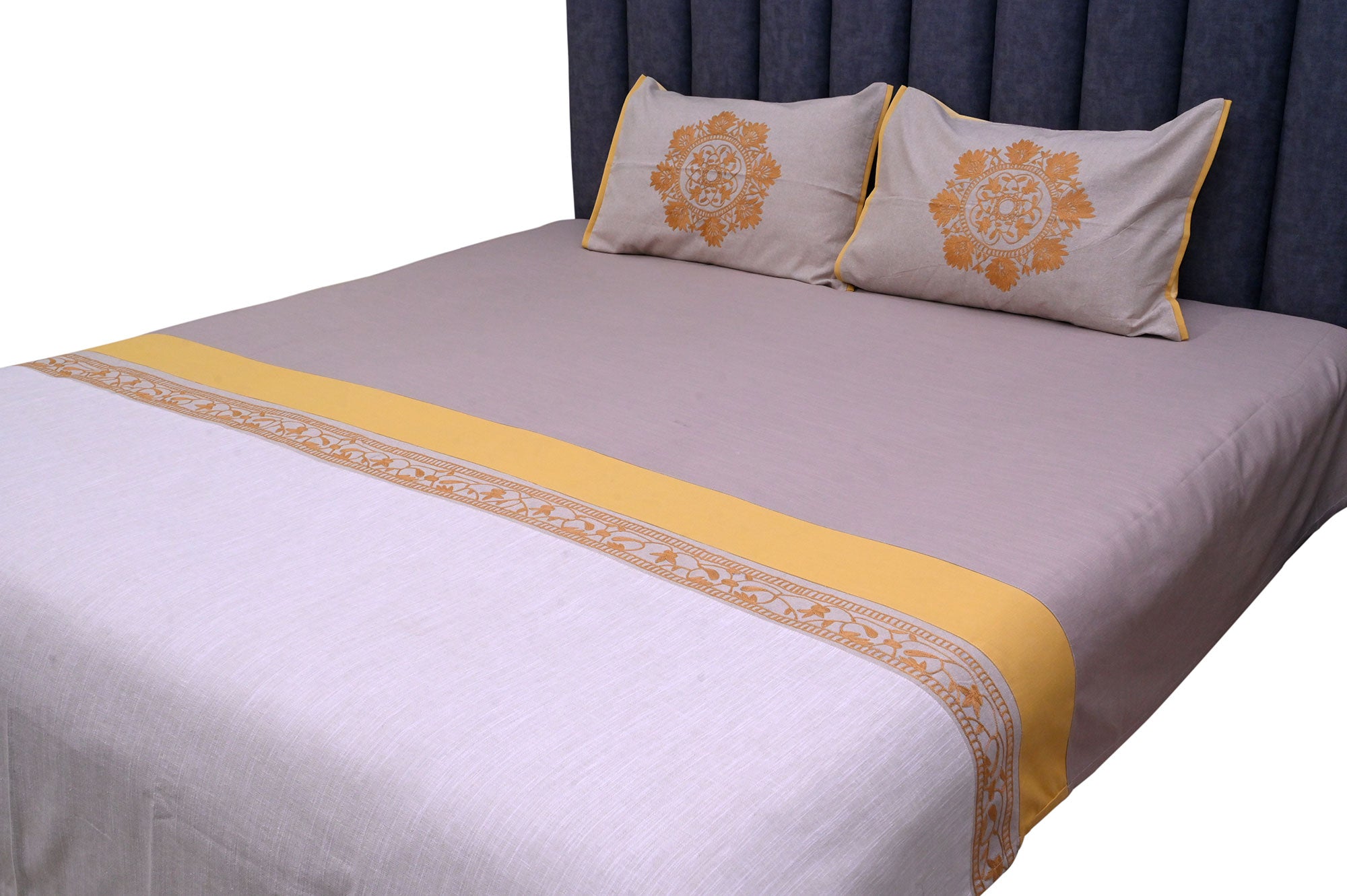 Purple Blossom Elegance Bed Ensemble