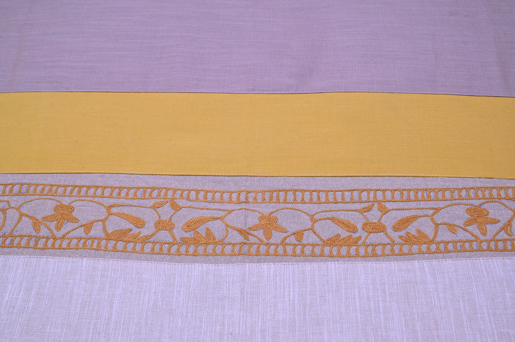 Purple Blossom Elegance Bed Ensemble