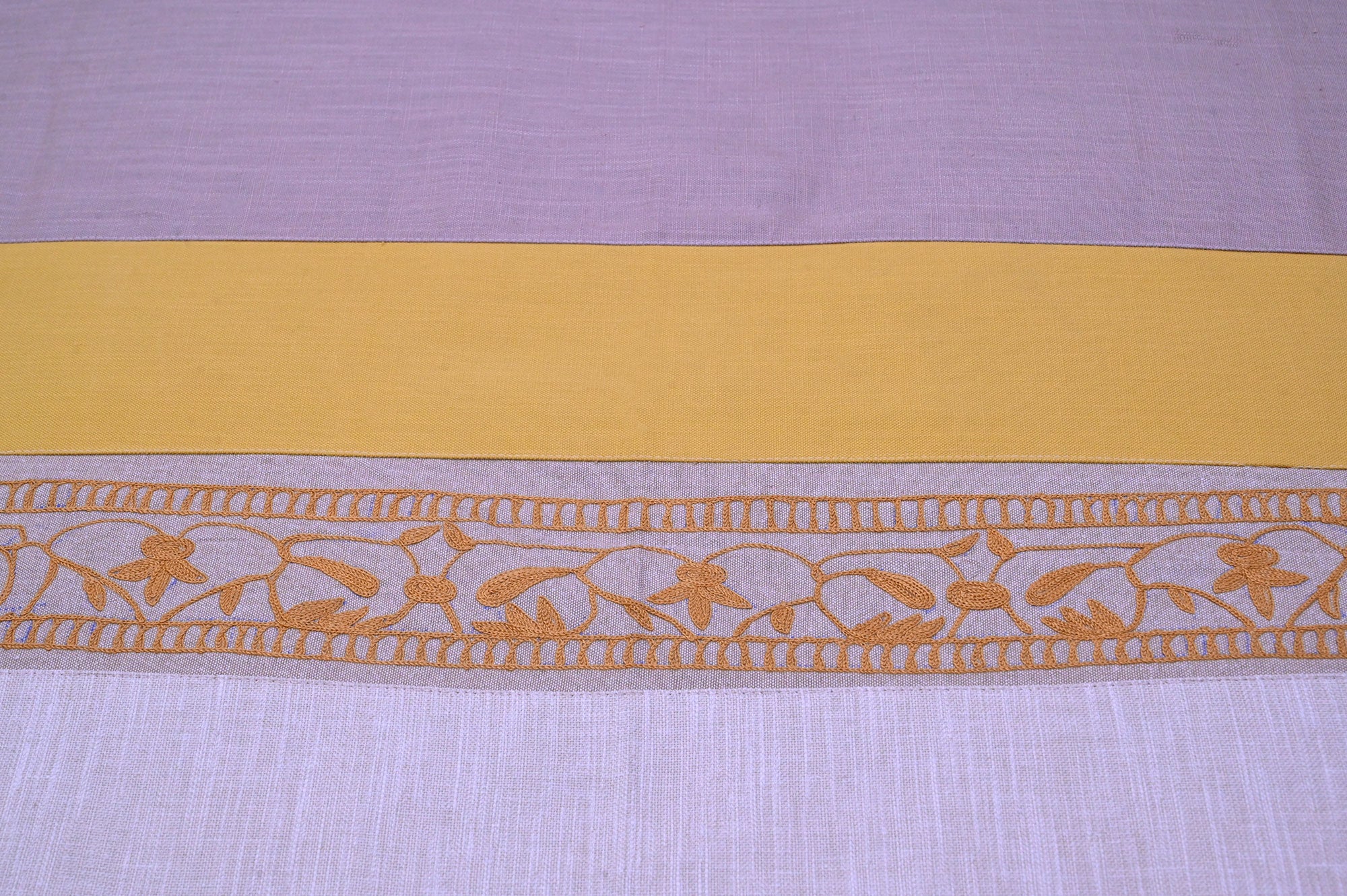 Purple Blossom Elegance Bed Ensemble