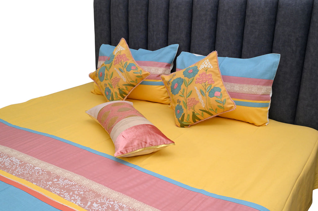 Sunrise Symphony Bedspread Set