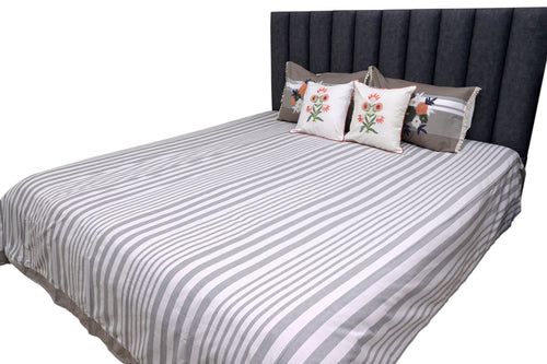 Striped Blossom Charm Bedspread Set