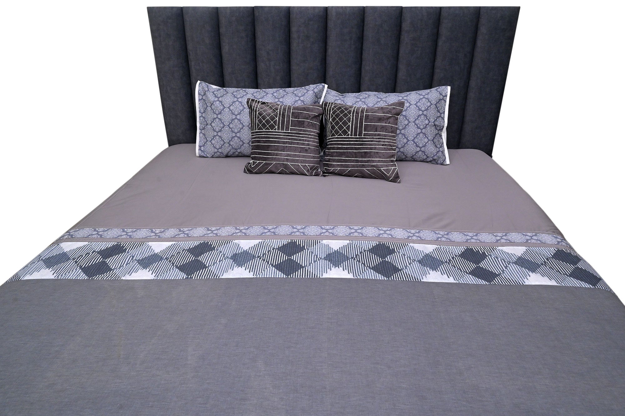 Blush Harmony Bedspread Set