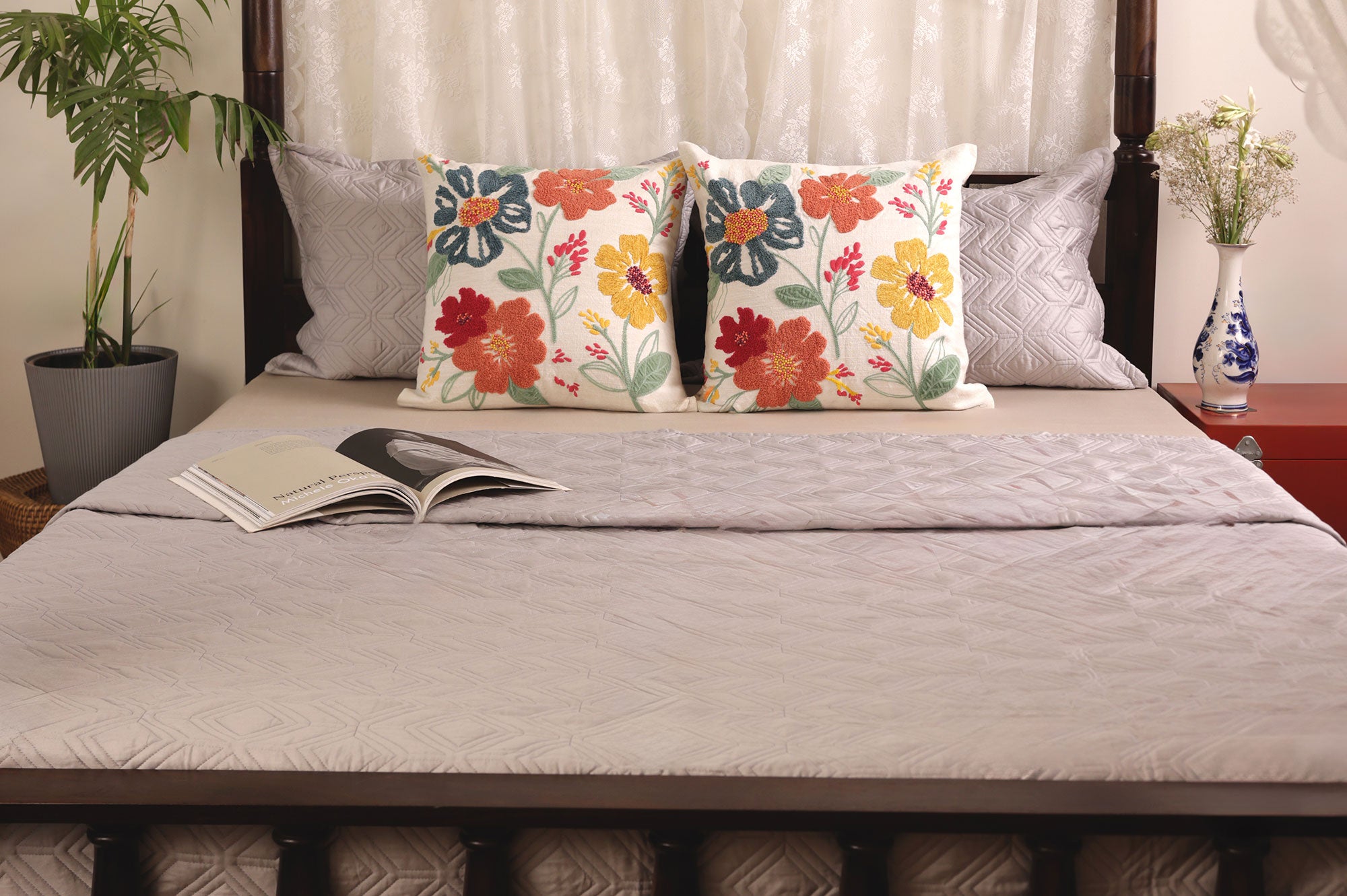 Blooming Elegance Floral & Mustard Bed Ensemble