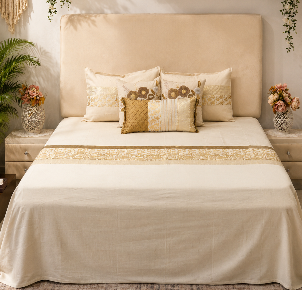 Ivory Opulence Gold Accent Bed Ensemble